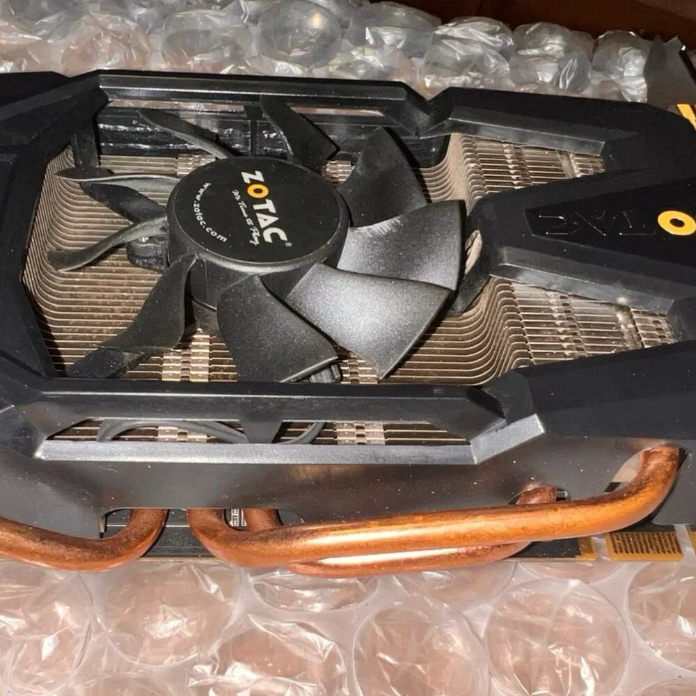 ZOTAC - GeForce GTX 560 Gaming Graphic Video Card -Untested-
